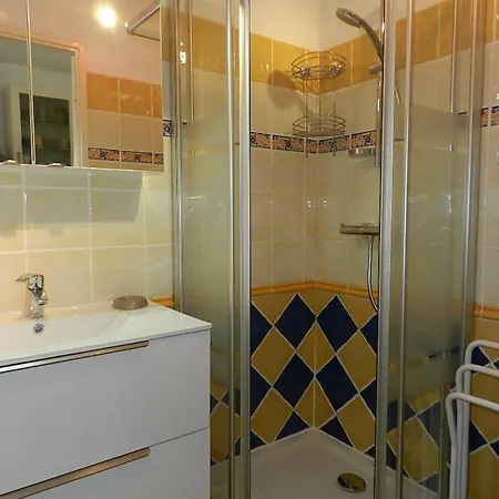 Appartement Duplex 3 Pieces, 6 Couchages, Proche Plage, Parking, - Fr-1-251-873 Le Lavandou